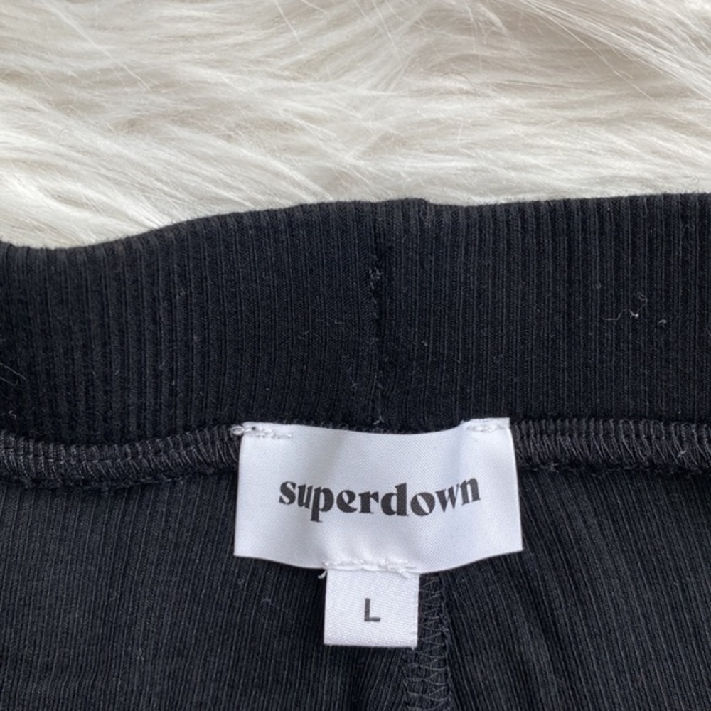 Superdown | Mandy Ribbed Flare Pant - Picture 13 of 14
